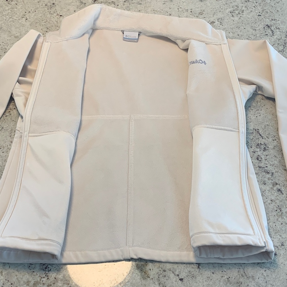 Columbia cream Full-Zip Softshell Jacket - Picture 8 of 8